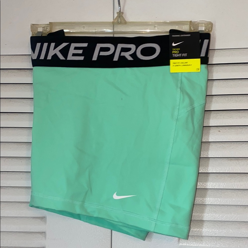 3inch Nike Pro Mint Green Shorts